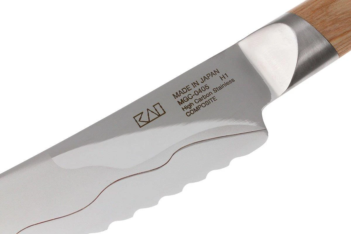 Kai Seki Magoroku Composite Cuchillo De Pan 23 Cm MGC-0405 4 Kai Seki Magoroku Composite Cuchillo De Pan 23 Cm MGC-0405 - Imagen 4