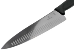 Victorinox SwissClassic 6.8023.25G Cuchillo Para Trinchar Con Hoyuelos 25 Cm, Negro -Victorinox Tienda de ventas VT6 8023 25G 03 victorinox scaled