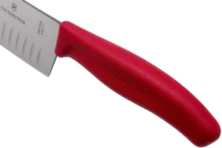 Victorinox SwissClassic 6.8521.17G Santoku Con Hoyuelos 17 Cm, Rojo -Victorinox Tienda de ventas VT6 8521 17G 05 victorinox scaled